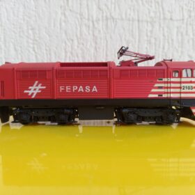 Locomotiva GE Minisaia Fepasa Fase 2 Numero 2103 escala ho