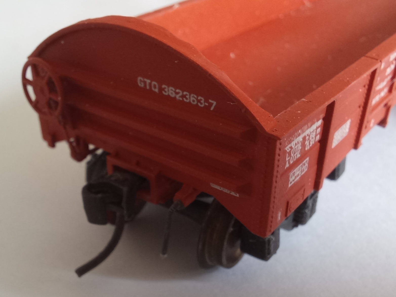 Vagão Gondola GTQ serie S reforço Horizontal escala HO - Imagem 4